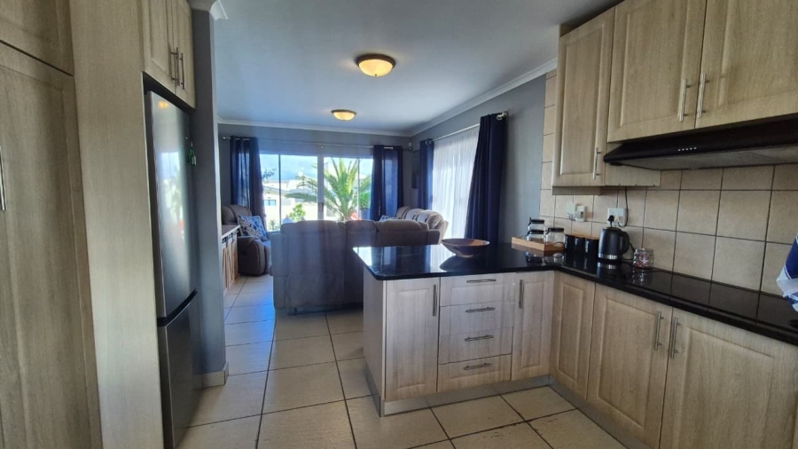 3 Bedroom Property for Sale in Calypso Beach Western Cape
